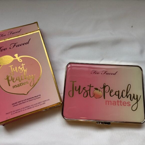 Too Faced Just Peachy Mattes NIB - Picture 1 of 3